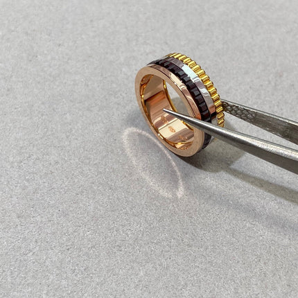 QUATRE BLACK EDITION PINK GOLD RING