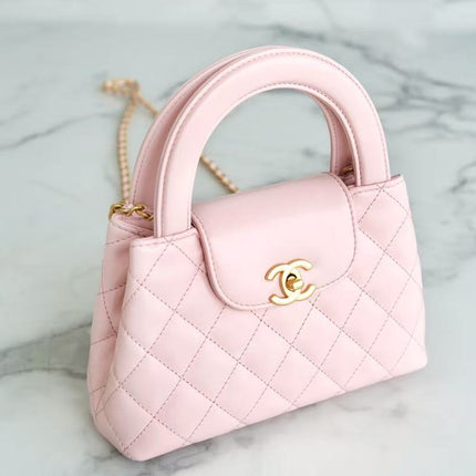 CHANEL 26S MINI TOP HANDLE BAG IN PINK QUILTED LEATHER