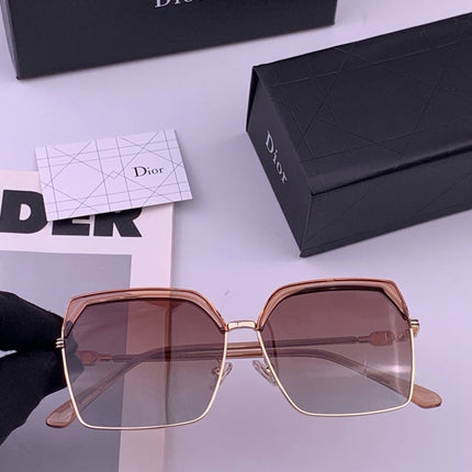 DIOR 26S OVERSIZED SQUARE FRAME IN METAL 500309