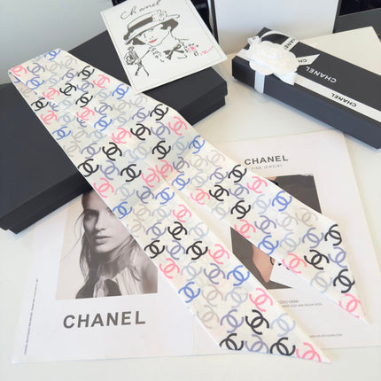 CHANEL 26S TWILLY SCARF 120 IN SILK 347191