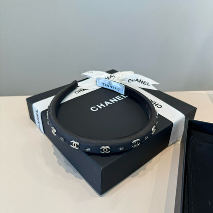 CHANEL 26S HEADBAND IN BLACK LEATHER 503043