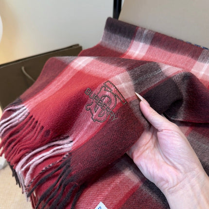 BURBERRY 26S SCARF 180CM IN CASHMERE 207843