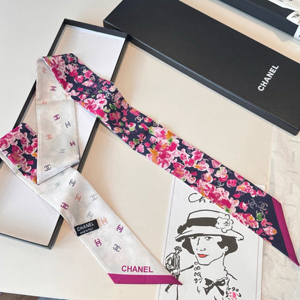 CHANEL 26S TWILLY SCARF 120 IN SILK 500114