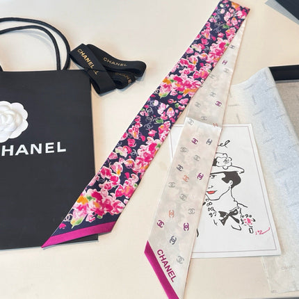 CHANEL 26S TWILLY SCARF 120 IN SILK 500114