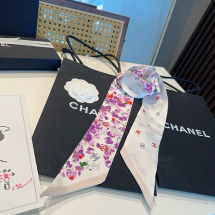 CHANEL 26S TWILLY SCARF 120 IN SILK 500116