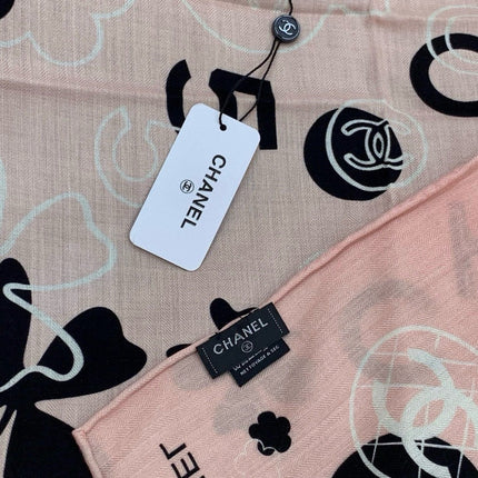 CHANEL 26S SCARF 140 IN SILK AND CASHMERE 509438