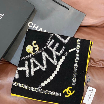 CHANEL 26S SCARF 135 IN SILK AND CASHMERE 511043