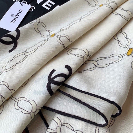 CHANEL 26S SCARF 135 IN SILK AND CASHMERE 511052