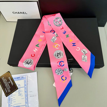 CHANEL 26S TWILLY SCARF 120 IN SILK 430428