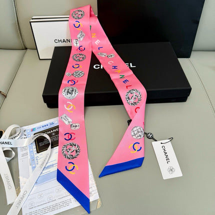 CHANEL 26S TWILLY SCARF 120 IN SILK 430428