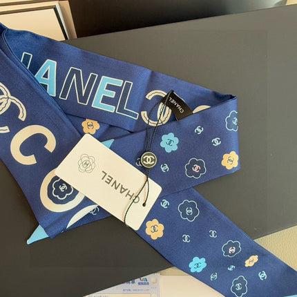 CHANEL 26S TWILLY SCARF 120 IN SILK 496163
