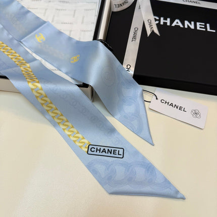 CHANEL 26S TWILLY SCARF 120 IN SILK 440962
