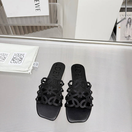 LOEWE 26S FLAT SANDALS IN BLACK CALFSKIN WITH CRYSTALS