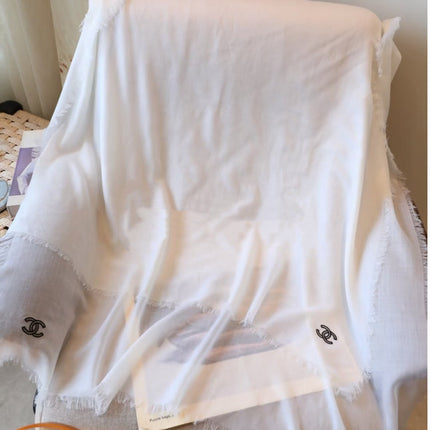 CHANEL 26S SCARF 200 IN CASHMERE 509144