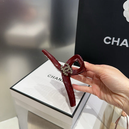 CHANEL 26S HAIR CLIP IN RED ACETATE 512102