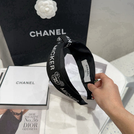 CHANEL 26S HEADBAND IN BLACK FABRIC 503083