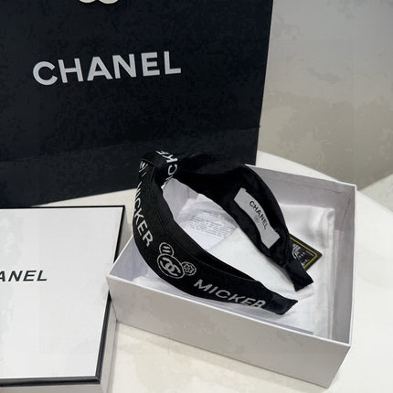 CHANEL 26S HEADBAND IN BLACK FABRIC 503083