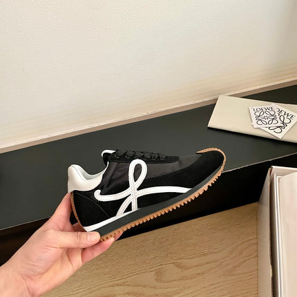 26S FLOW RUNNER SNEAKER IN BLACK SUEDE AND WHITE SHEEPSKIN