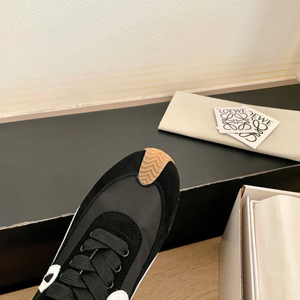 26S FLOW RUNNER SNEAKER IN BLACK SUEDE AND WHITE SHEEPSKIN