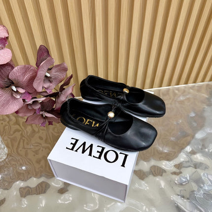 LOEWE 26S BALLET FLATS IN BLACK CALFSKIN