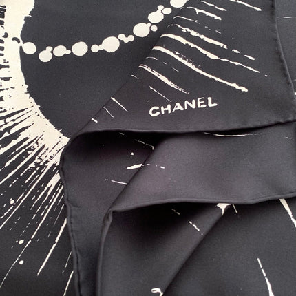 CHANEL 26S SCARF 90 IN SILK 311794