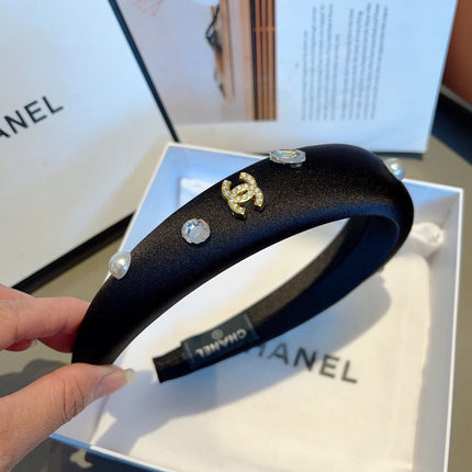 CHANEL 26S HEADBAND IN BLACK FABRIC 505239