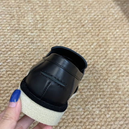 CHANEL 26S LOAFER IN BLACK CALFSKIN CC LOGO