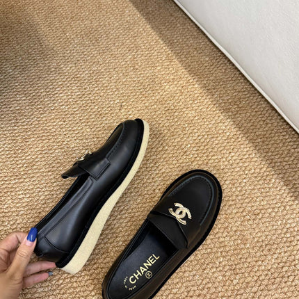 CHANEL 26S LOAFER IN BLACK CALFSKIN CC LOGO