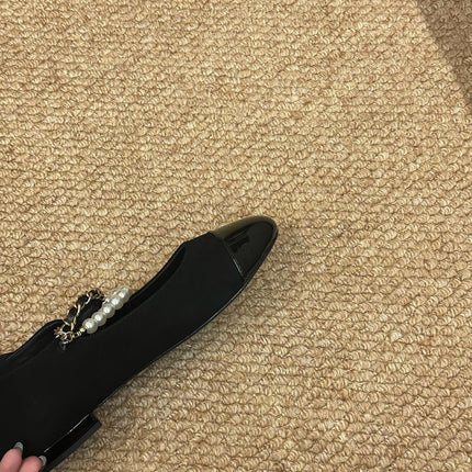 CHANEL 26S MARY JANE PEARL STRAP FLATS IN BLACK CALFSKIN
