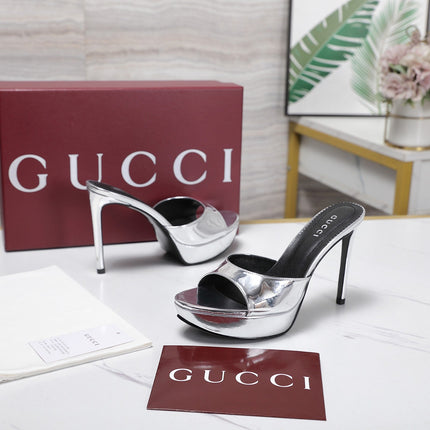 GUCCI 26S HEELED SANDALS 105 MM IN SILVER PATENT CALFSKIN