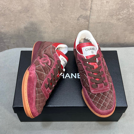 CHANEL 26S SNEAKERS IN DARK BROWN AND BURGUNDY RED SUEDE QUILTED CC LOGO