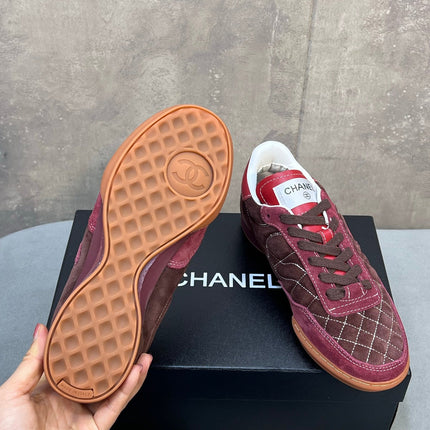 CHANEL 26S SNEAKERS IN DARK BROWN AND BURGUNDY RED SUEDE QUILTED CC LOGO