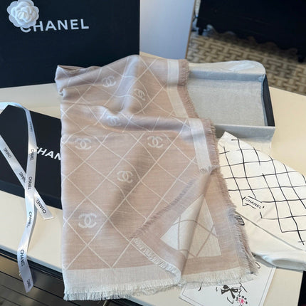 CHANEL 26S SCARF 140 IN SILK AND CASHMERE 504428