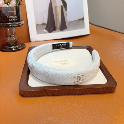 CHANEL 26S HEADBAND IN LIGHT BLUE SILK 505273