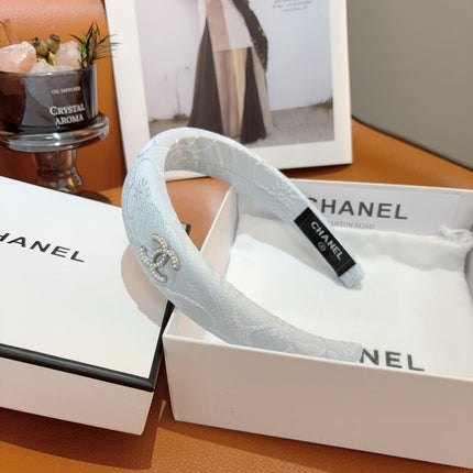 CHANEL 26S HEADBAND IN LIGHT BLUE SILK 505273