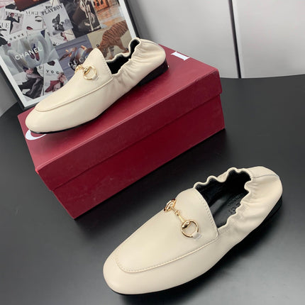 GUCCI 26S LOAFERS IN CREAM WHITE CALFSKIN