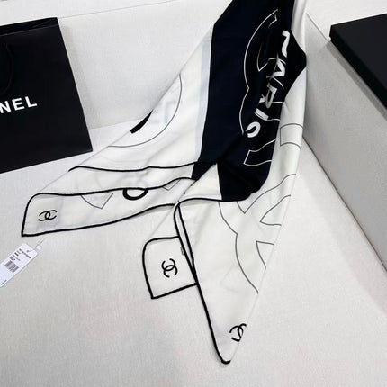 CHANEL 26S SCARF 135 IN SILK 309414