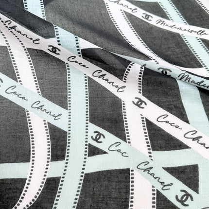 CHANEL 26S SCARF 200 IN SILK 304563