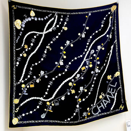 CHANEL 26S SCARF 90 IN SILK 307121