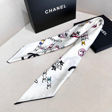 CHANEL 26S SCARF 90 IN SILK 500135