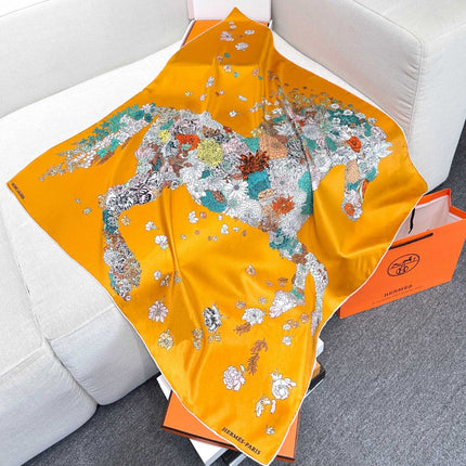 HERMES 26S PATTERNED SCARF 90 IN SILK AND CASHMERE 502225