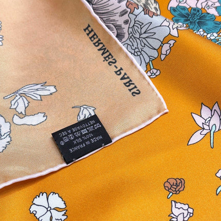 HERMES 26S PATTERNED SCARF 90 IN SILK AND CASHMERE 502225