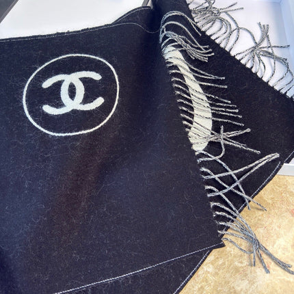 CHANEL 26S SCARF 200 IN CASHMERE 509076