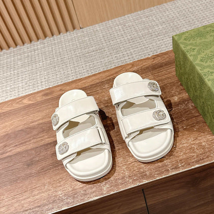 GUCCI 26S DOUBLE-STRAP SANDALS IN CREAM BEIGE CALFSKIN