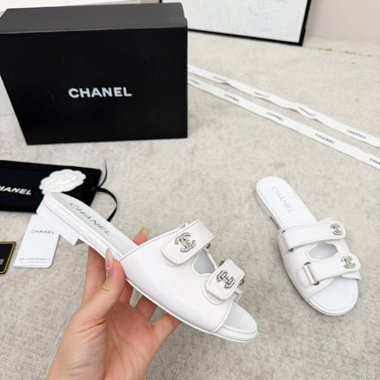 CHANEL 26S DOUBLE STRAP SLIDE SANDALS IN WHITE CALFSKIN